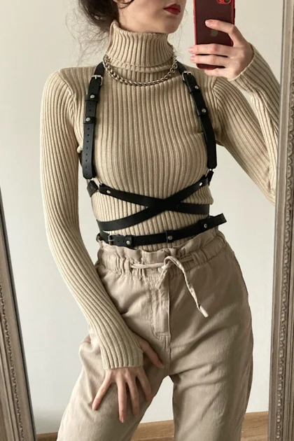 harness uprżaz z dlugim paskiem w talii