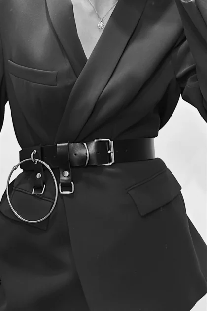 szeroki pasek z duzym kolkiem